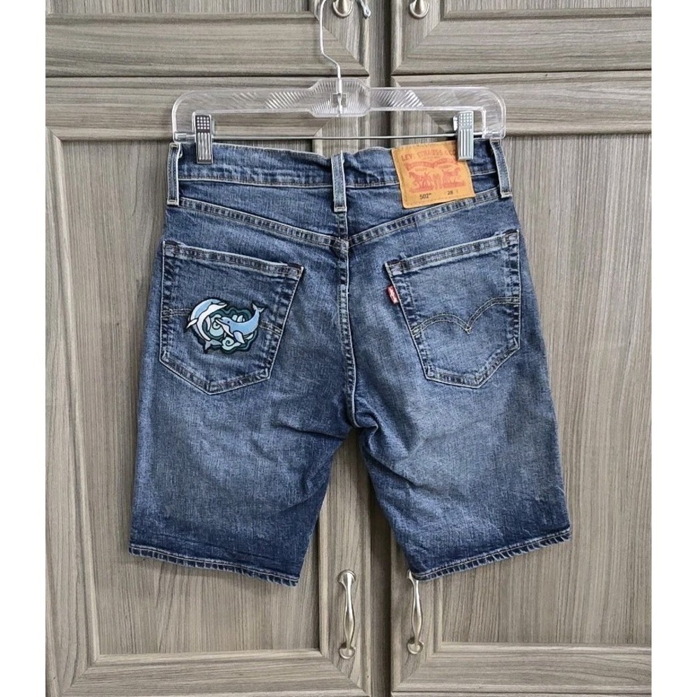Levi's 502 Jean Shorts Size 28x9 Womens Dolphin Patch On Back Pocket. - Picture 2 of 10